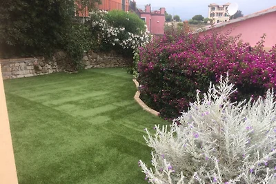 Villa Mira Maurizio con vista mare