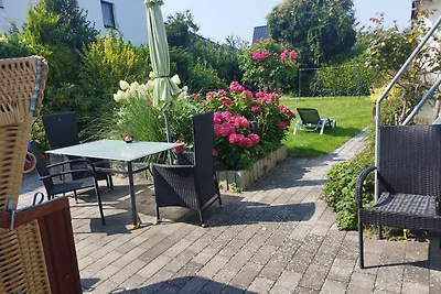 Fewo Am Deich m. Terrasse u. Garten