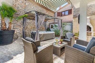 Casa Paradiso im Zentrum