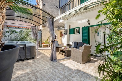Casa Paradiso im Zentrum