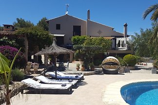 Casa Encantada