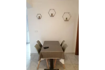 Apartmani Simona- Lopar