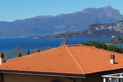 Appartement vue sur le lac Laura à Bardolino