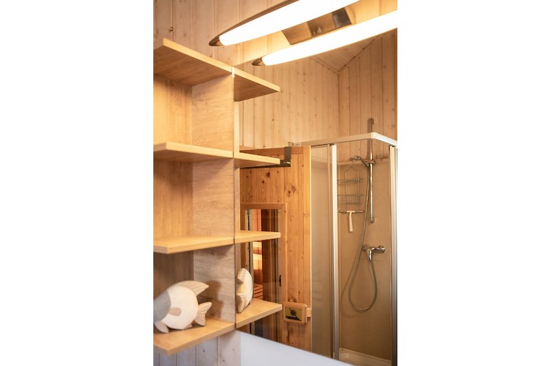 Duschbad mit Sauna-Zugang