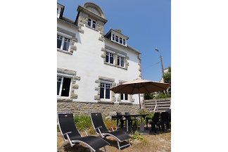 Wielki dom nad morzem