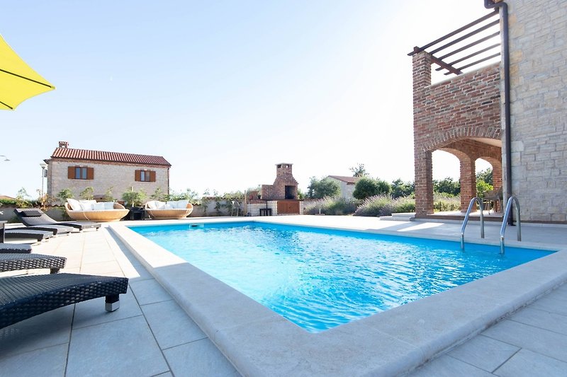 Villa Amelie with private pool