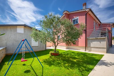 Familienvilla Nicole in Štinjan