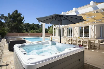 Villa Olivia