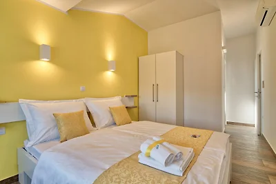 Villa con 9 camere da letto