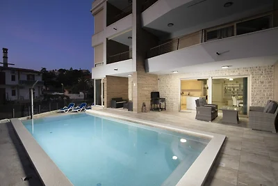 Luxury apartment David