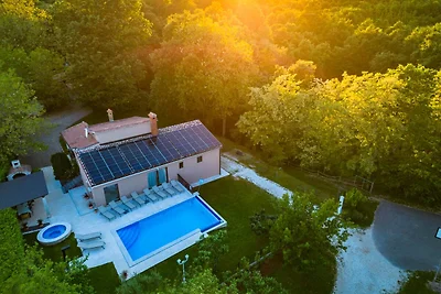 Villa Ferlini