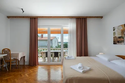 Ferienwohnungen Tara Apt 1