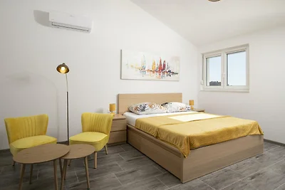 Villa Euphoria