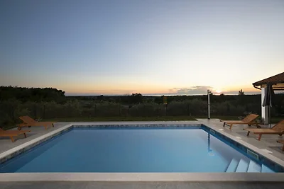 Villa Euphoria