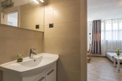 APARTMENTS LOVRIC  - AP 3