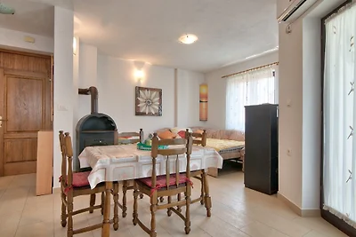 Apartments Maja Apt 3