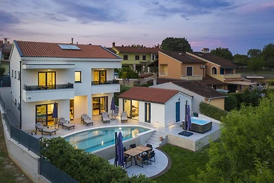 Villa Cascada
