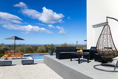 Villa Euphoria