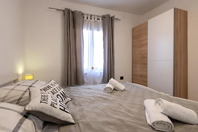 APARTMENTS LOVRIC - AP 1