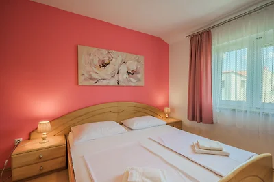 Ferienwohnungen Tara Apt 3