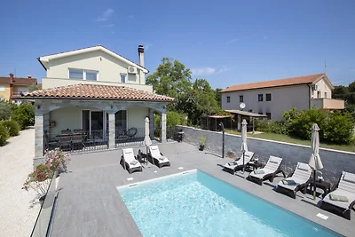 Villa Eman in Pula