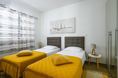 Villa Dora - Apartment 2 "Gold" mit