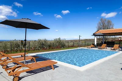 Villa Euphoria