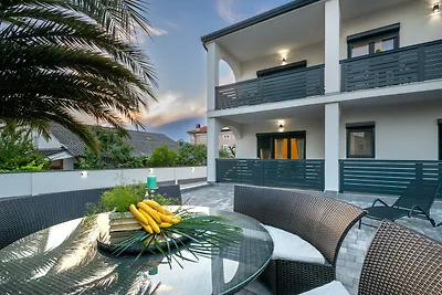 Villa LiLi Apt 2