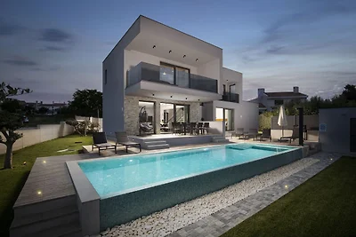 Villa Leola