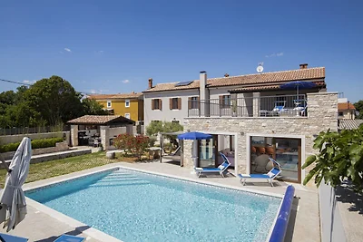 Villa Valtura