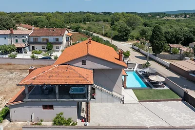 Villa Pupos