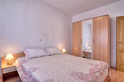 Apartments Maja Apt 3