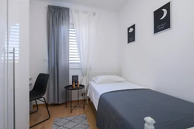 Villa Dora - Apt 3 "Grey"