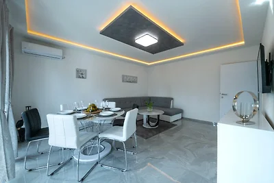 Villa LiLi Apt 1 met balkon