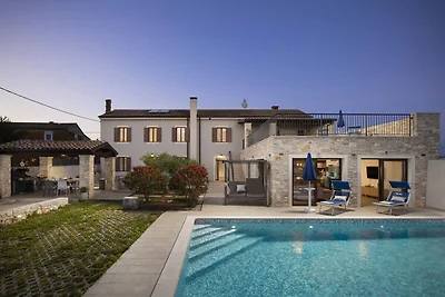 Villa Valtura