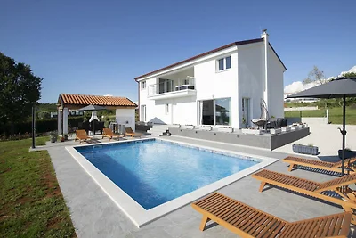 Villa Euphoria