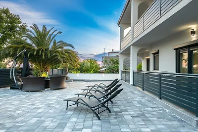 Villa LiLi Apt 2