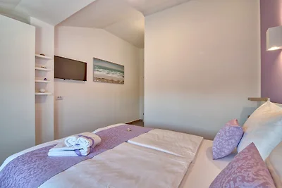 Villa con 9 camere da letto