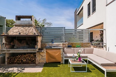 APARTMENTS LOVRIC - AP 1