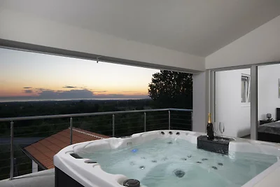 Villa Euphoria
