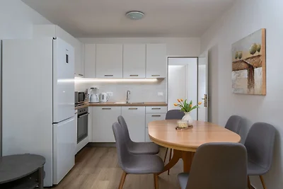 Ferienwohnungen Tara Apt 3