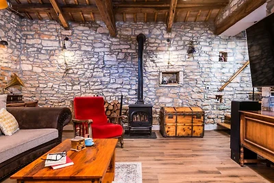 Rustic Cozy house Pupy