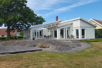 Kalvösundsvägen, Matvik