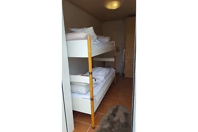 Kalvösundsvägen, Matvik