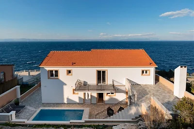 Holiday House Neda