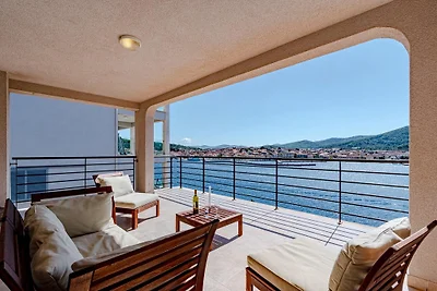 | Villa am Strand mit privatem Pool