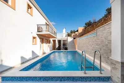 Holiday House Neda