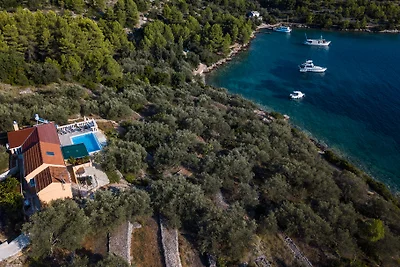 Villa Plitvine