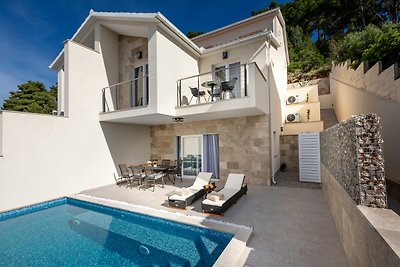 Beautiful Villa Josip with Sea View and Private Pool