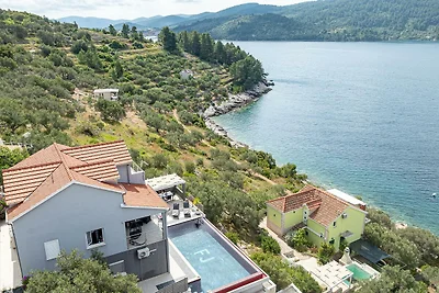 Villa Franka with pool and sea view